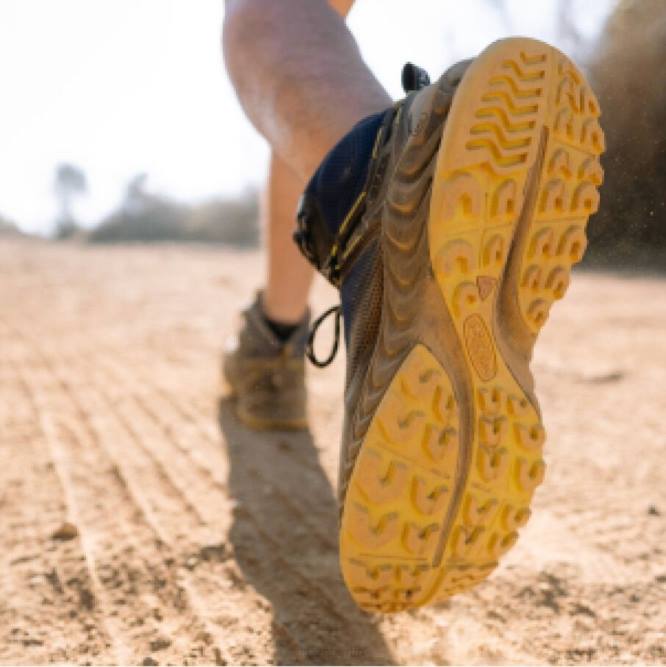 R0Z4402 Wasserdichter Nxis Evo-Stiefel Keen schwarz-roter Teppich