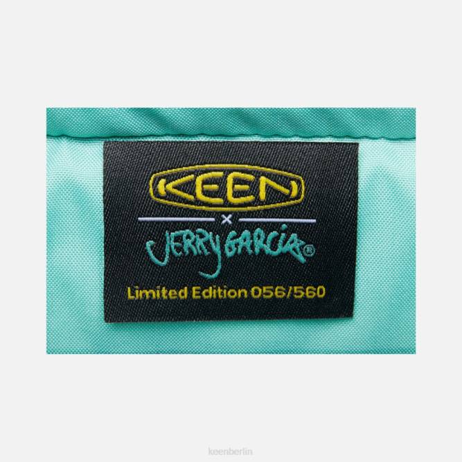 R0Z4446 x Garcia Rucksack Keen New York bei Nacht