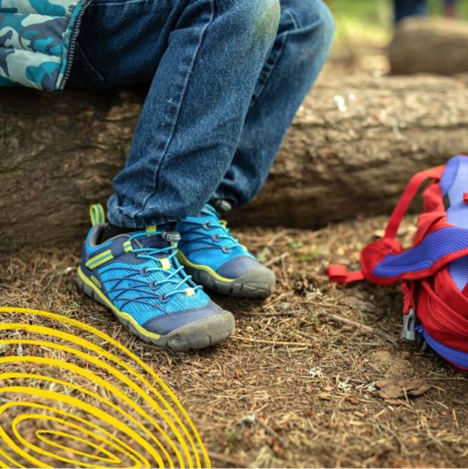 R0Z4590 großer \chandler cnx Keen brillante blau-blaue Tiefen